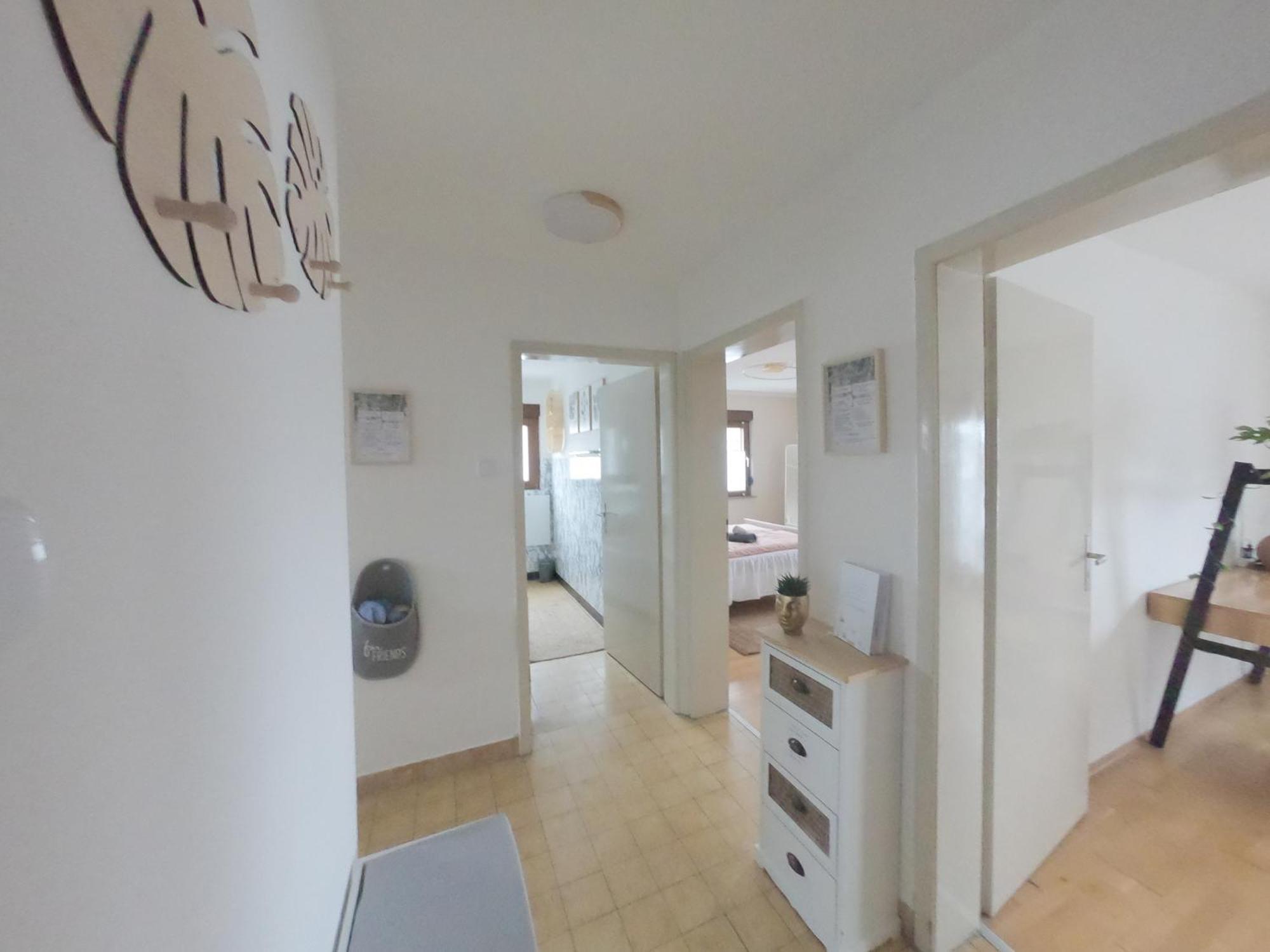 Happybnb Apartment Mit Sonniger Terrasse Lochgau Buitenkant foto