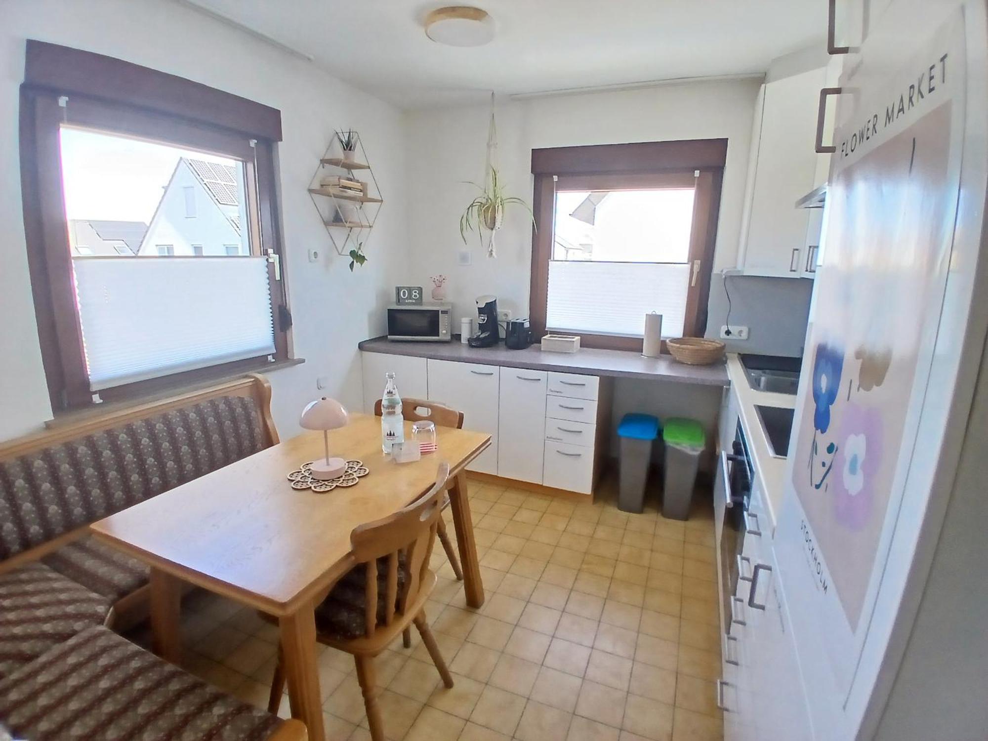 Happybnb Apartment Mit Sonniger Terrasse Lochgau Buitenkant foto